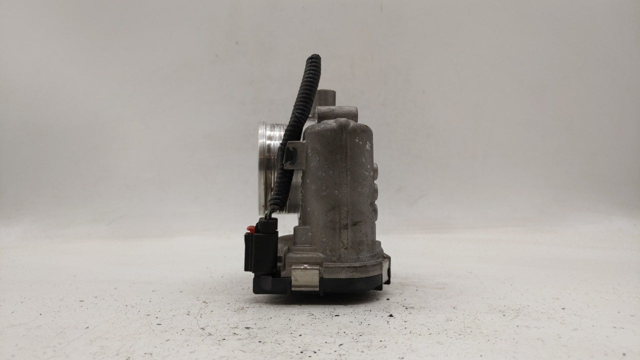 2012-2013 Ford Focus Throttle Body P/N:CM5E-9F991-AD Fits Fits 2012 2013 2014 2015 2016 2017 OEM Used Auto Parts - Oemusedau