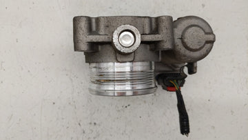 2012-2013 Ford Focus Throttle Body P/N:CM5E-9F991-AD Fits Fits 2012 2013 2014 2015 2016 2017 OEM Used Auto Parts