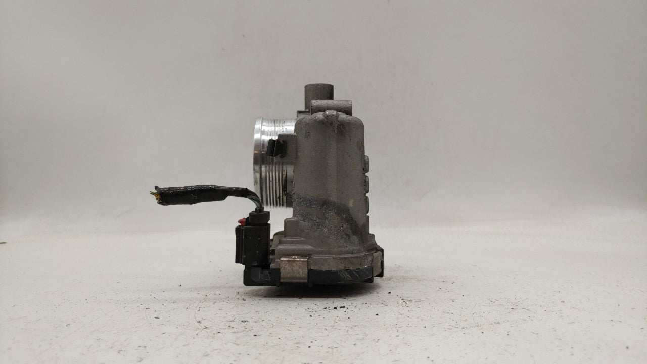 2012-2013 Ford Focus Throttle Body P/N:CM5E-9F991-AD Fits Fits 2012 2013 2014 2015 2016 2017 OEM Used Auto Parts - Oemusedau
