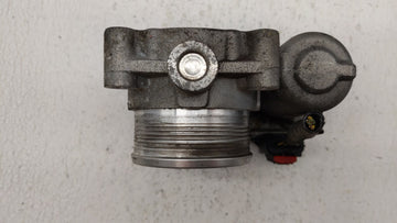 2012-2013 Ford Focus Throttle Body P/N:CM5E-9F991-AD Fits Fits 2012 2013 2014 2015 2016 2017 OEM Used Auto Parts