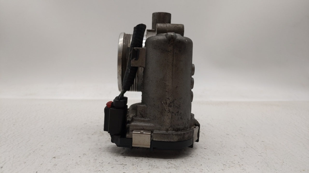 2012-2013 Ford Focus Throttle Body P/N:CM5E-9F991-AD Fits Fits 2012 2013 2014 2015 2016 2017 OEM Used Auto Parts - Oemusedau