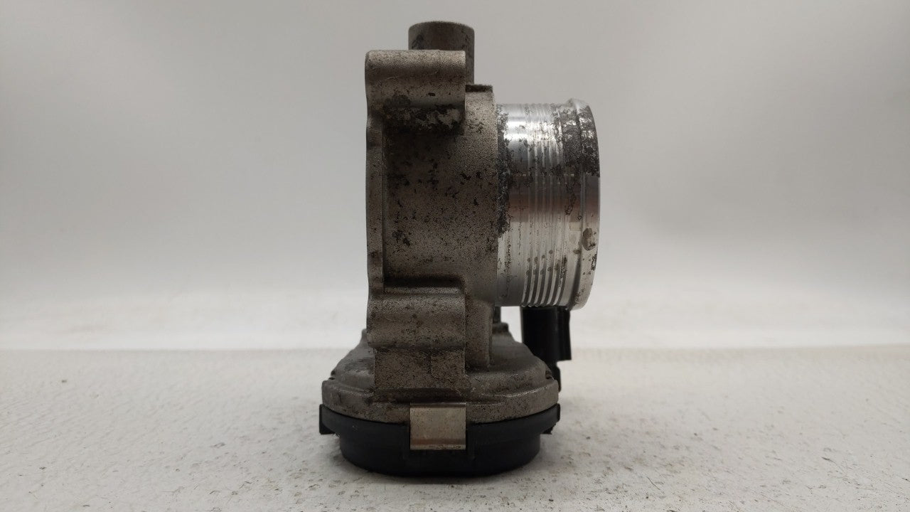 2012-2013 Ford Focus Throttle Body P/N:CM5E-9F991-AC CM5E-9F991-AD Fits Fits 2012 2013 2014 2015 2016 2017 OEM Used Auto Par