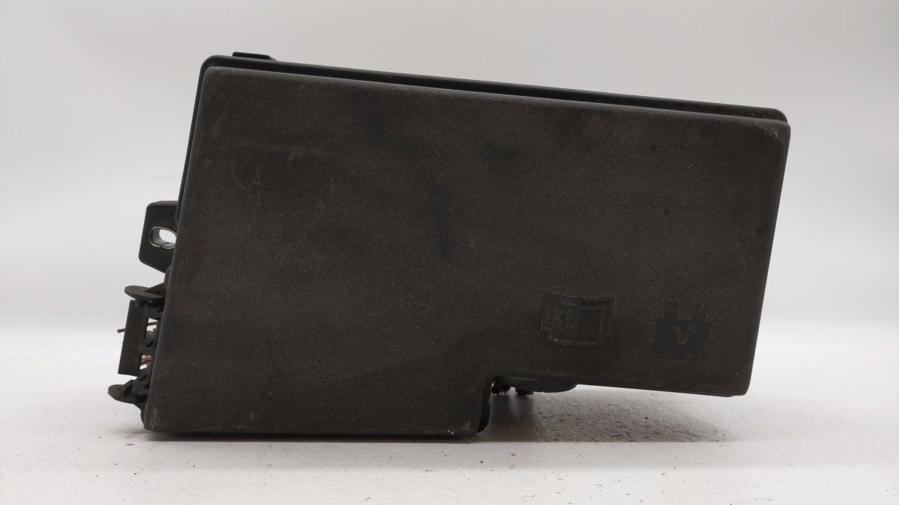 2012-2014 Ford Focus Fusebox Fuse Box Panel Relay Module P/N:AV6T-14A142-AB AV6T-14A142-AA, FU4T-14K733 Fits Fits 2012 2013 