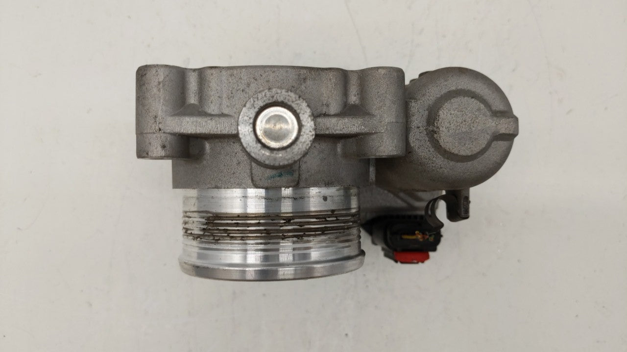 2012-2013 Ford Focus Throttle Body P/N:DS7E-9F991-BB CM5E-9F991-AC Fits Fits 2012 2013 2014 2015 2016 2017 OEM Used Auto Par