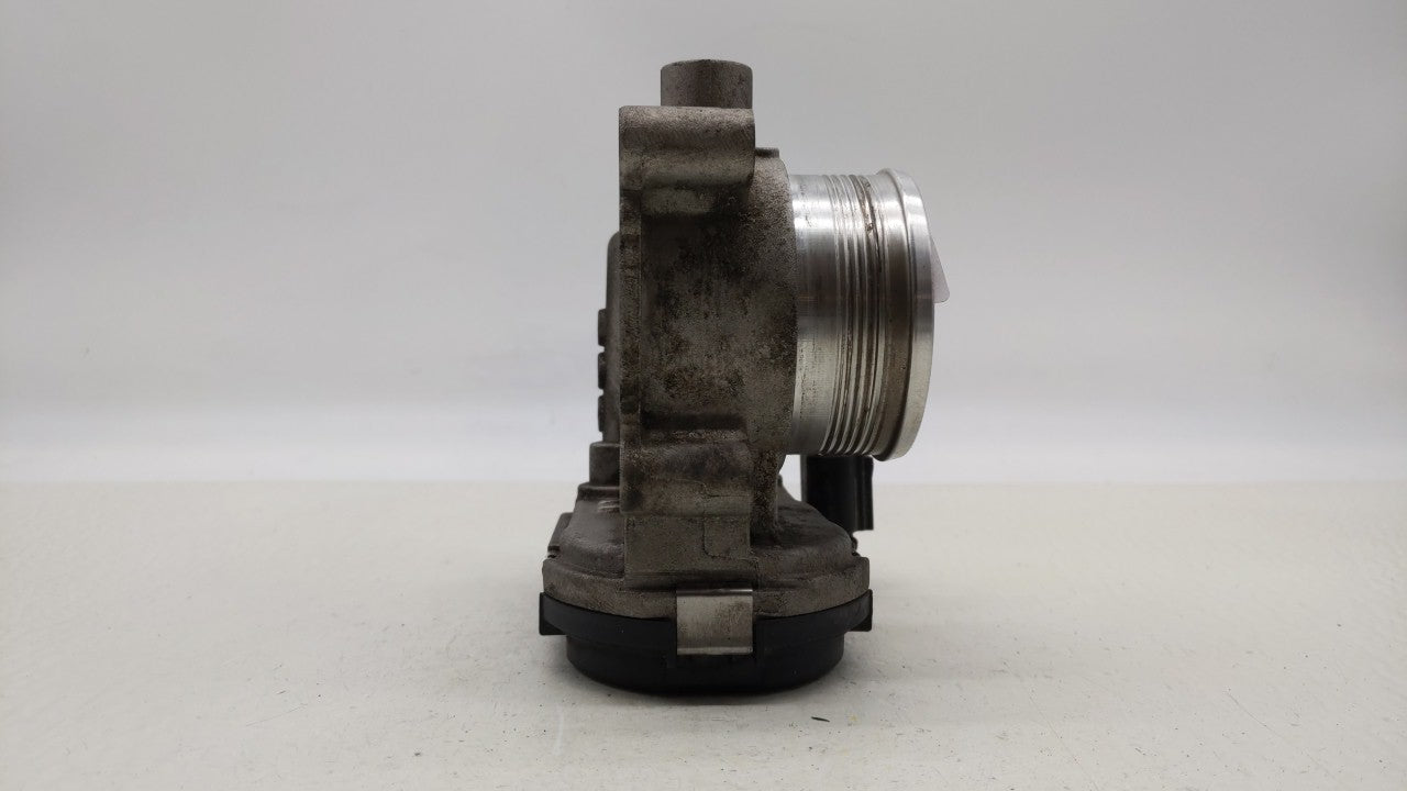 2012-2013 Ford Focus Throttle Body P/N:CM5E-9F991-AD CM5E-9F991-AC Fits Fits 2012 2013 2014 2015 2016 2017 OEM Used Auto Par