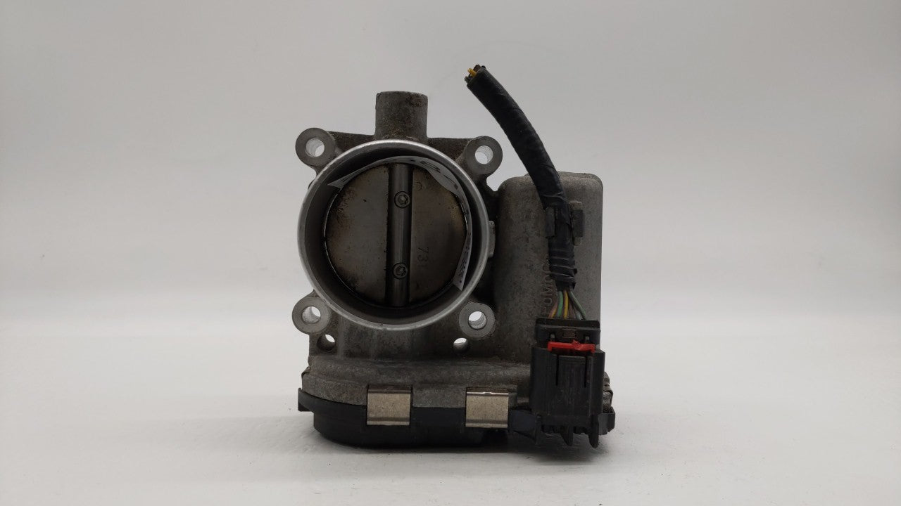 2012-2013 Ford Focus Throttle Body P/N:CM5E-9F991-AD CM5E-9F991-AC Fits Fits 2012 2013 2014 2015 2016 2017 OEM Used Auto Par