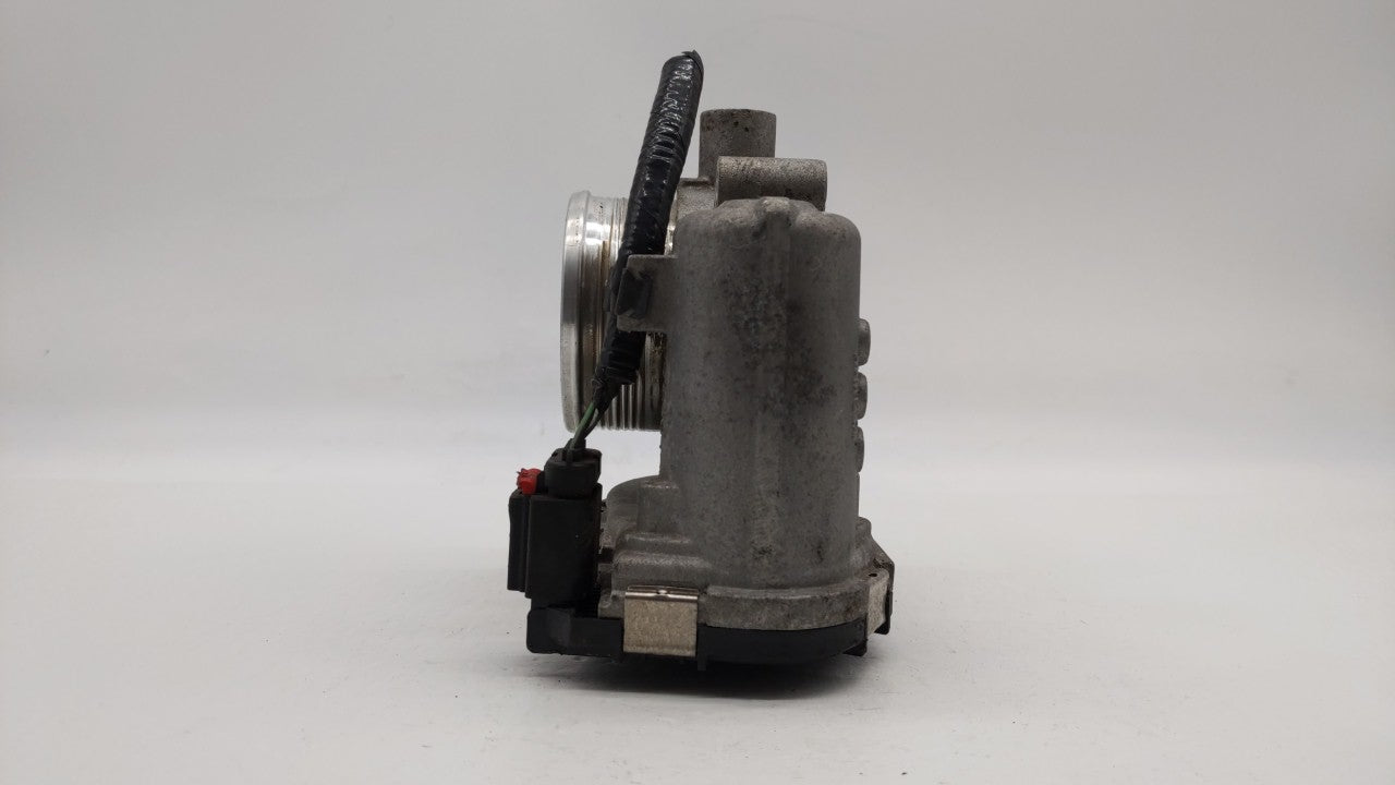 2012-2013 Ford Focus Throttle Body P/N:CM5E-9F991-AD CM5E-9F991-AC Fits Fits 2012 2013 2014 2015 2016 2017 OEM Used Auto Par