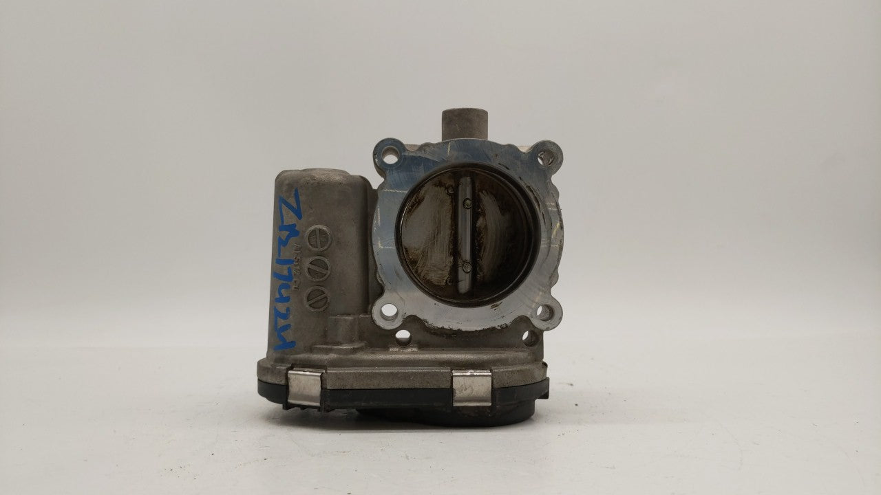 2012-2013 Ford Focus Throttle Body P/N:CM5E-9F991-AD CM5E-9F991-AC Fits Fits 2012 2013 2014 2015 2016 2017 OEM Used Auto Par