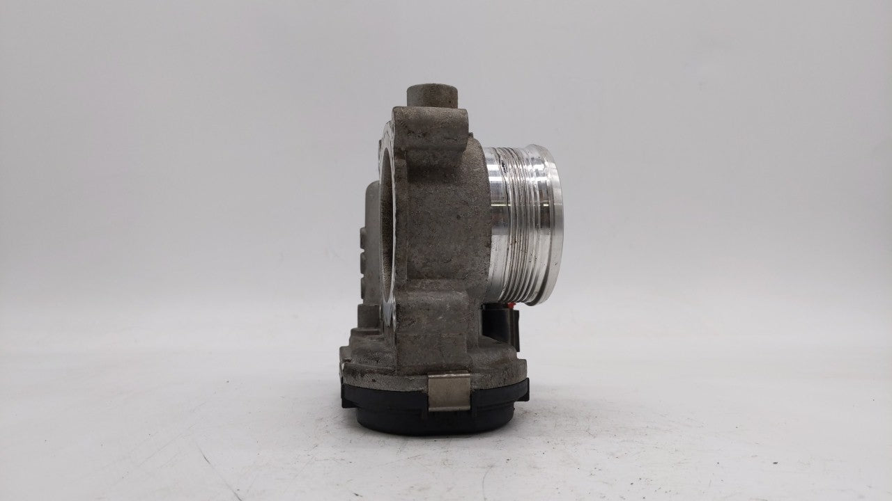 2012-2013 Ford Focus Throttle Body P/N:CM5E-9F991-AD CM5E-9F991-AC Fits Fits 2012 2013 2014 2015 2016 2017 OEM Used Auto Par