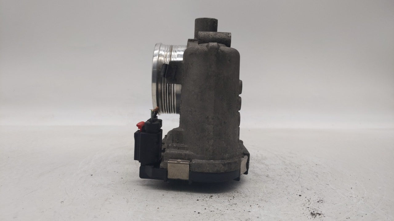 2012-2013 Ford Focus Throttle Body P/N:CM5E-9F991-AD CM5E-9F991-AC Fits Fits 2012 2013 2014 2015 2016 2017 OEM Used Auto Par