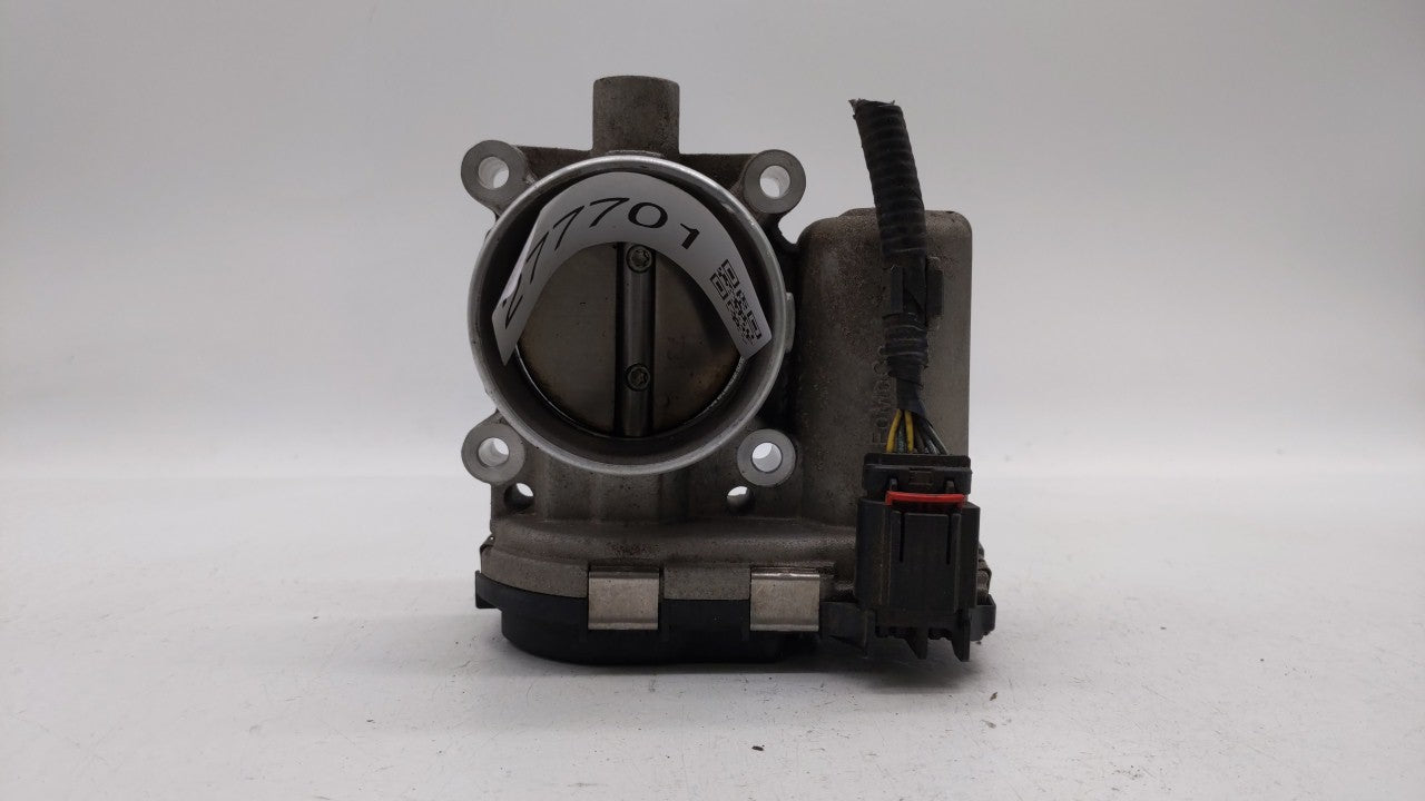2012-2013 Ford Focus Throttle Body P/N:CM5E-9F991-AD CM5E-9F991-AC Fits Fits 2012 2013 2014 2015 2016 2017 OEM Used Auto Par