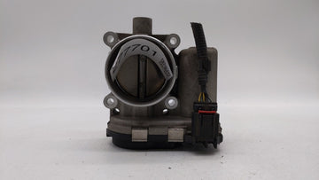 2012-2013 Ford Focus Throttle Body P/N:CM5E-9F991-AD CM5E-9F991-AC Fits Fits 2012 2013 2014 2015 2016 2017 OEM Used Auto Par