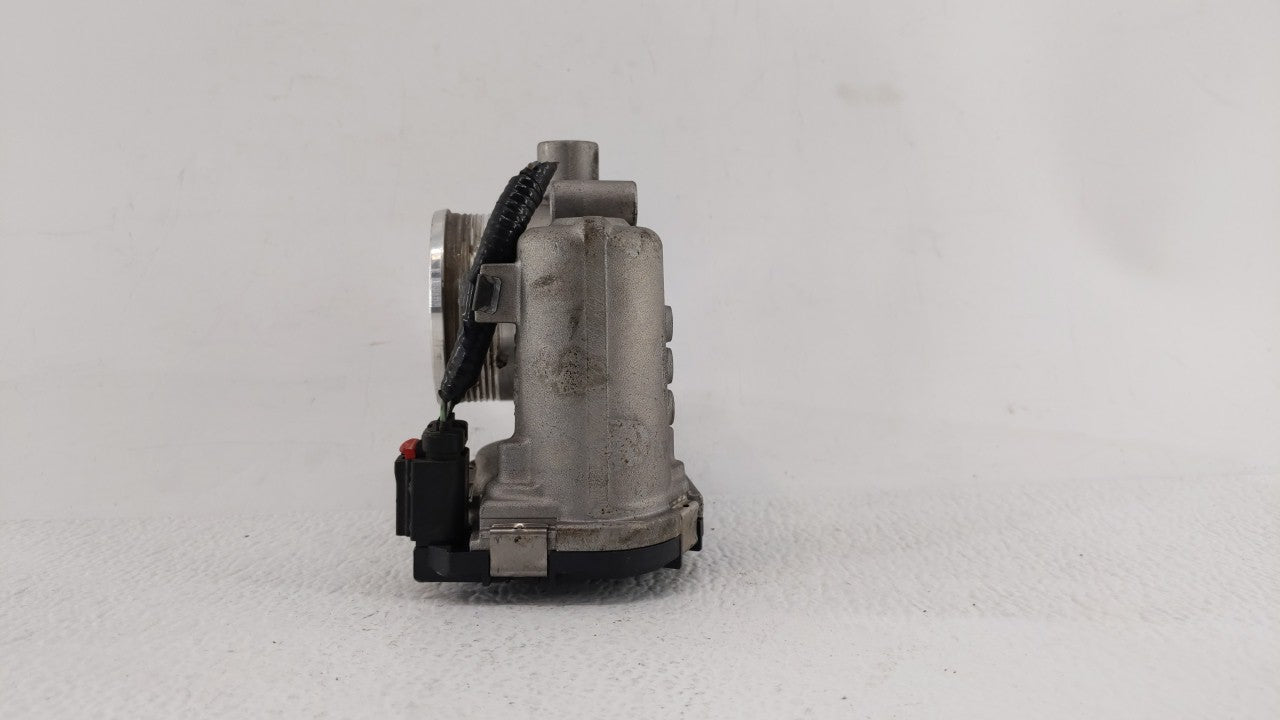 2012-2013 Ford Focus Throttle Body P/N:CM5E-9F991-AD CM5E-9F991-AC Fits Fits 2012 2013 2014 2015 2016 2017 OEM Used Auto Par