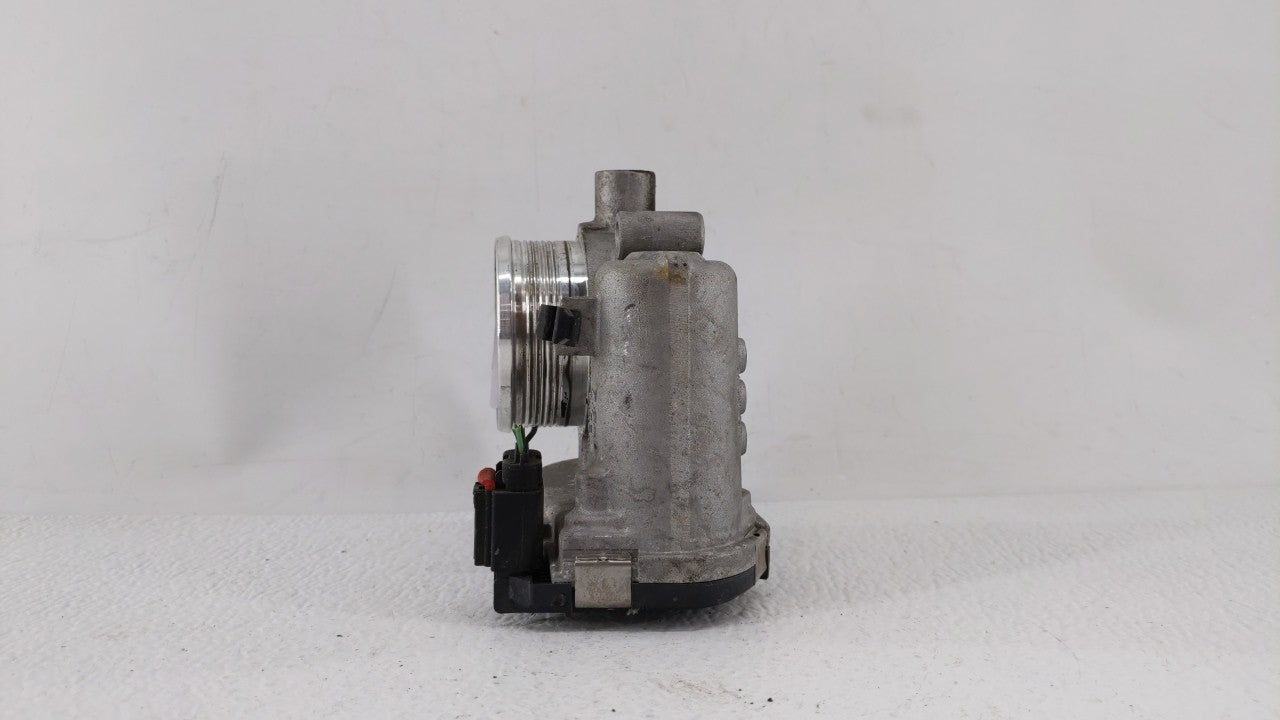 2012-2013 Ford Focus Throttle Body P/N:CM5E-9F991-AD CM5E-9F991-AC Fits Fits 2012 2013 2014 2015 2016 2017 OEM Used Auto Par