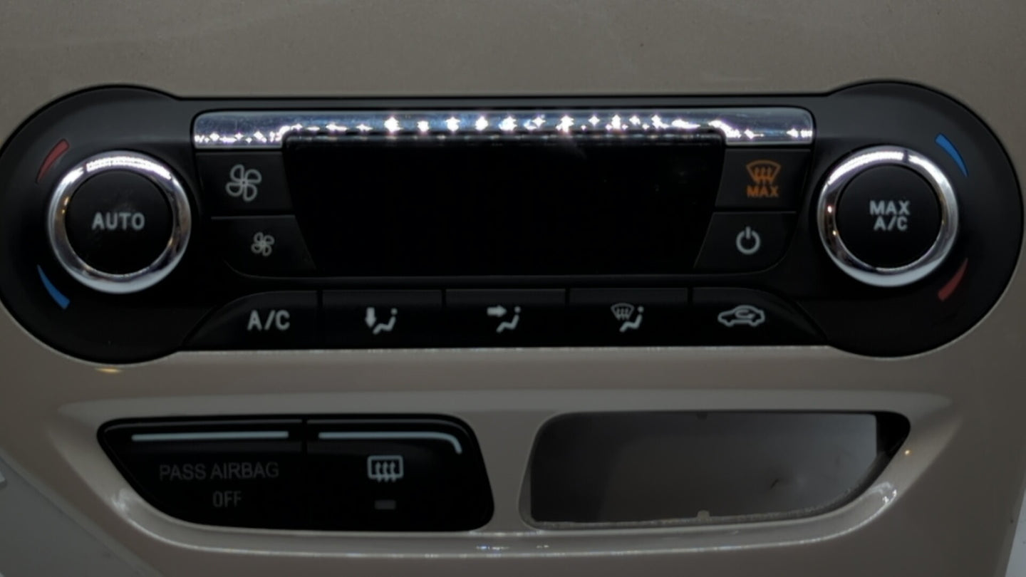 2012 Ford Focus Climate Control Module Temperature AC/Heater Replacement P/N:BM51-18522-BC BM5T-18C612-AJ, BM5T-18C612-AH Fi