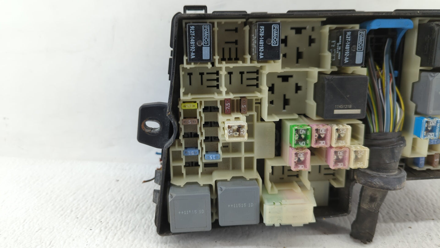 2012-2014 Ford Focus Fusebox Fuse Box Panel Relay Module P/N:P2294037 AV6T-141A142-AB Fits Fits 2012 2013 2014 OEM Used Auto