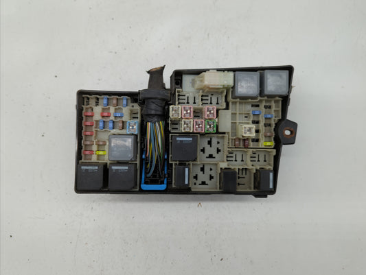 2012-2014 Ford Focus Fusebox Fuse Box Panel Relay Module P/N:AV6T-14A067-AC P2294037, AV6T-141A142-AB Fits Fits 2012 2013 2014 OEM Used Auto Parts