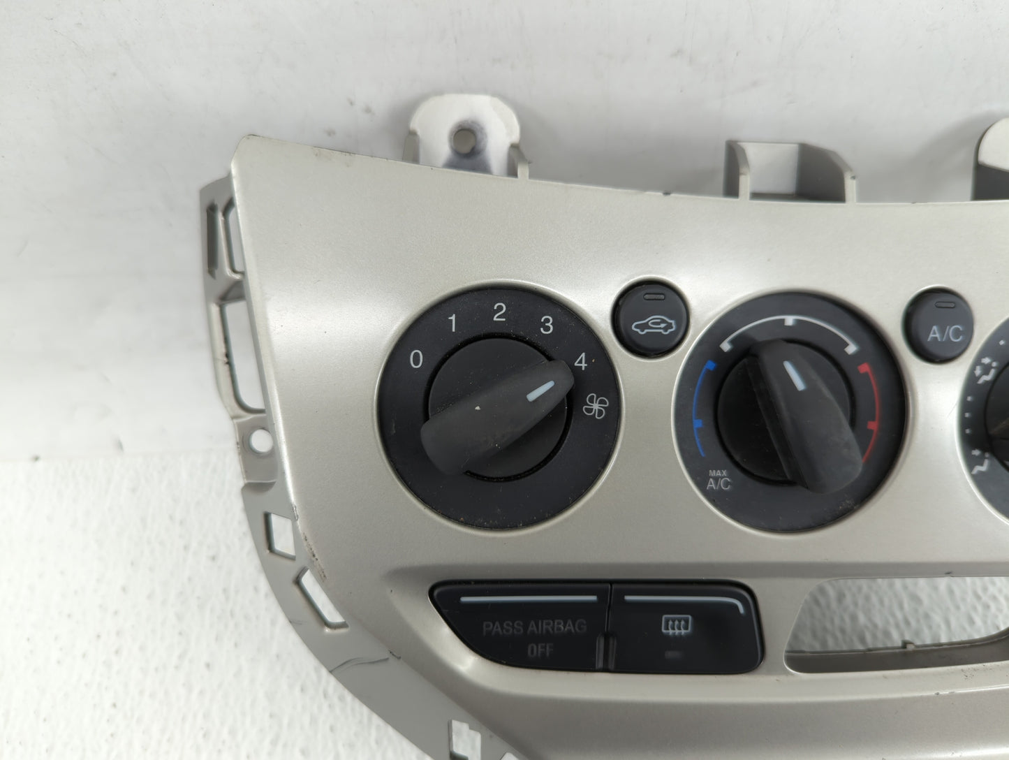 2012 Ford Focus Climate Control Module Temperature AC/Heater Replacement P/N:CM5T-19980-AE CM5T-19980-AC, BM51-18522-AC35QB 