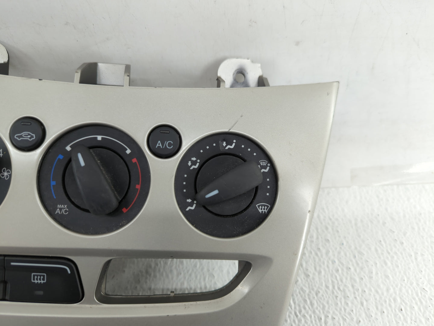 2012 Ford Focus Climate Control Module Temperature AC/Heater Replacement P/N:CM5T-19980-AE CM5T-19980-AC, BM51-18522-AC35QB 