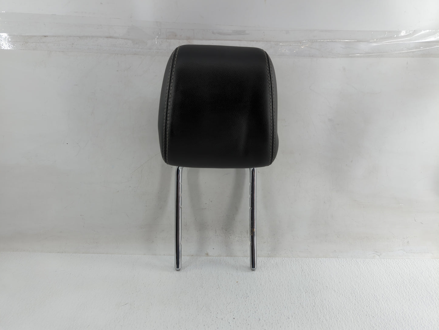 2012 Ford Focus Headrest Head Rest Front Driver Passenger Seat Fits OEM Used Auto Parts - Oemusedautoparts1.com