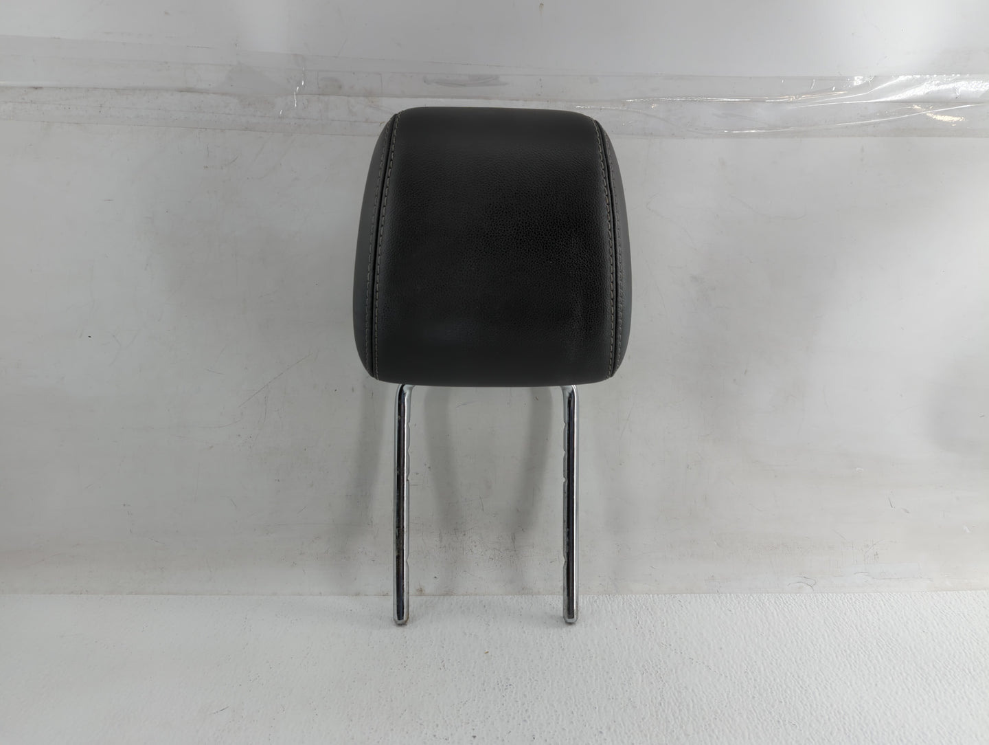 2012 Ford Focus Headrest Head Rest Front Driver Passenger Seat Fits OEM Used Auto Parts - Oemusedautoparts1.com