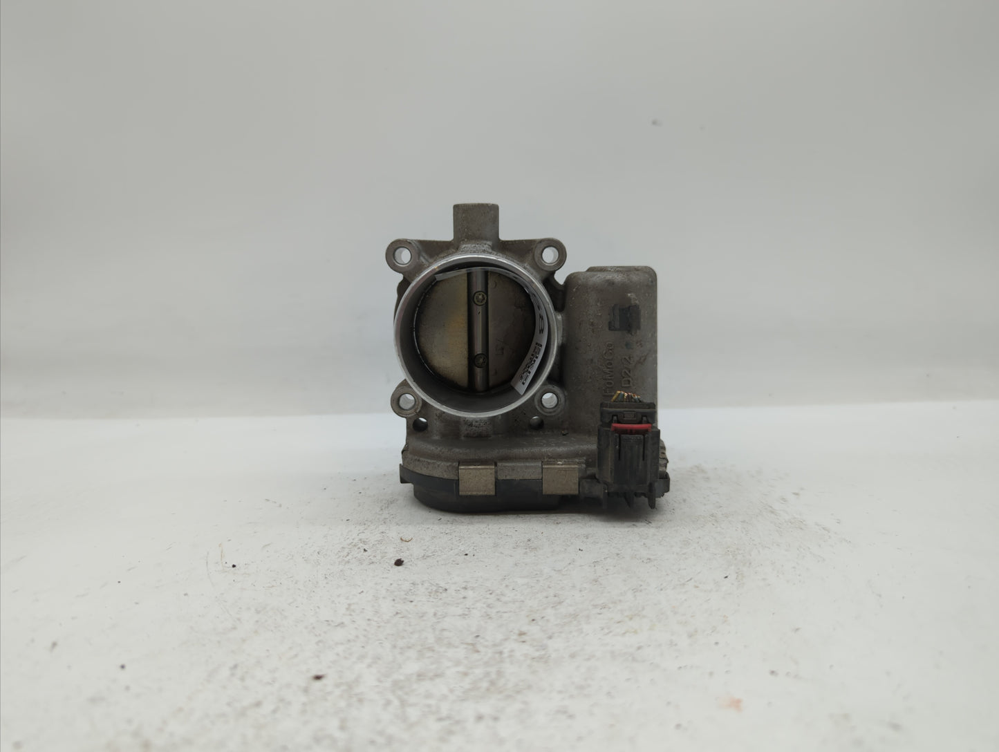 2012-2013 Ford Focus Throttle Body P/N:CM5E-9F991-AD CM5E-9F991-AC Fits Fits 2012 2013 2014 2015 2016 2017 OEM Used Auto Par