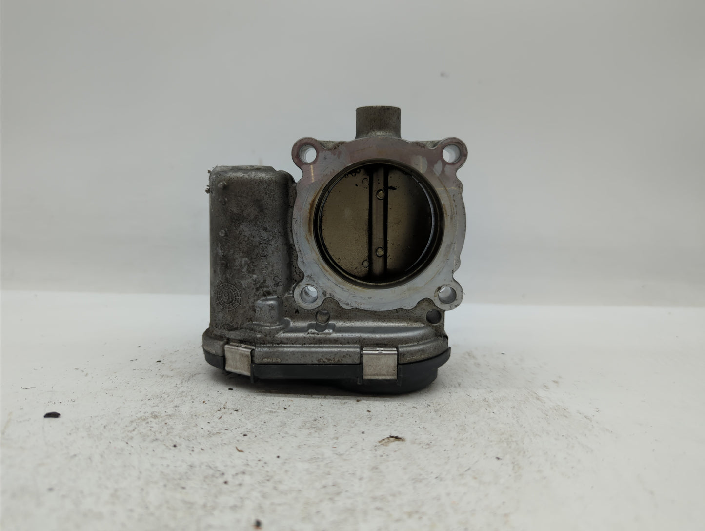 2012-2013 Ford Focus Throttle Body P/N:CM5E-9F991-AD CM5E-9F991-AC Fits Fits 2012 2013 2014 2015 2016 2017 OEM Used Auto Par