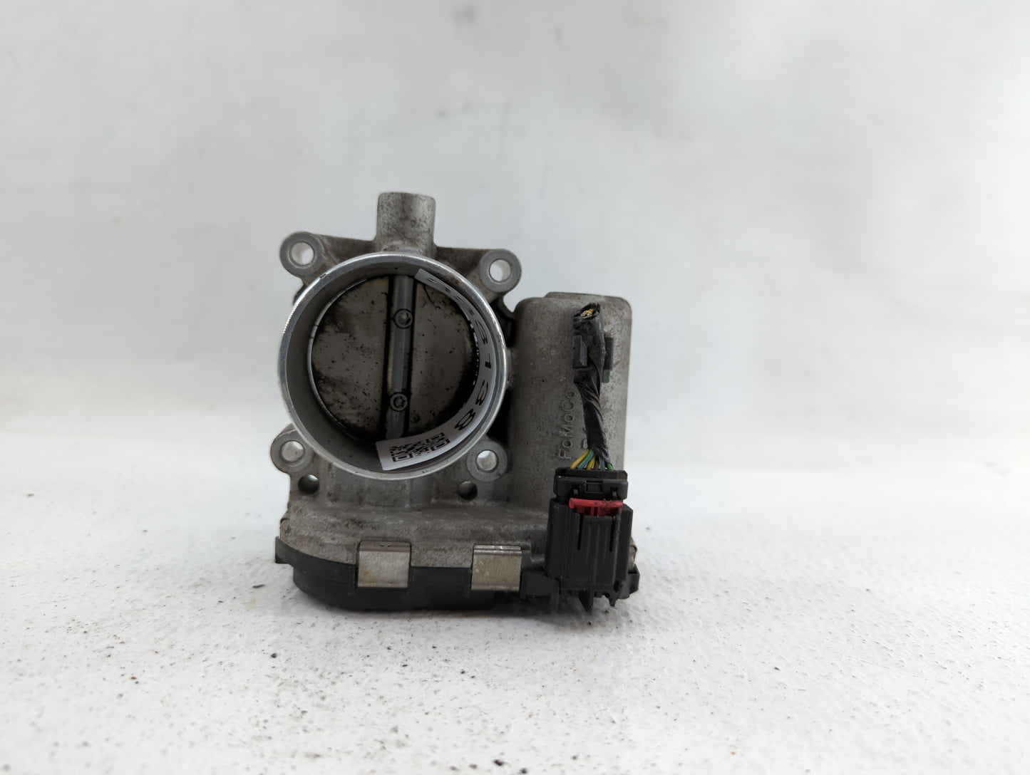 2012-2013 Ford Focus Throttle Body P/N:CM5E-9F991-AD CM5E-9F991-AC Fits Fits 2012 2013 2014 2015 2016 2017 OEM Used Auto Par