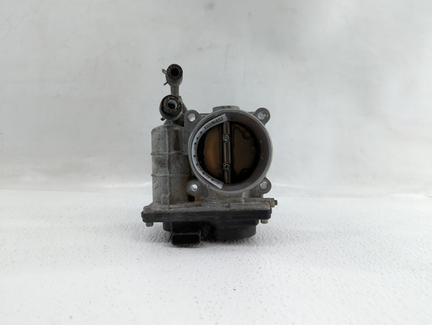 2012-2013 Ford Focus Throttle Body P/N:CM5E-9F991-AD CM5E-9F991-AC Fits Fits 2012 2013 2014 2015 2016 2017 OEM Used Auto Par