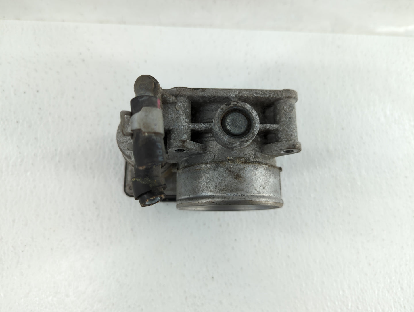 2012-2013 Ford Focus Throttle Body P/N:CM5E-9F991-AD CM5E-9F991-AC Fits Fits 2012 2013 2014 2015 2016 2017 OEM Used Auto Par