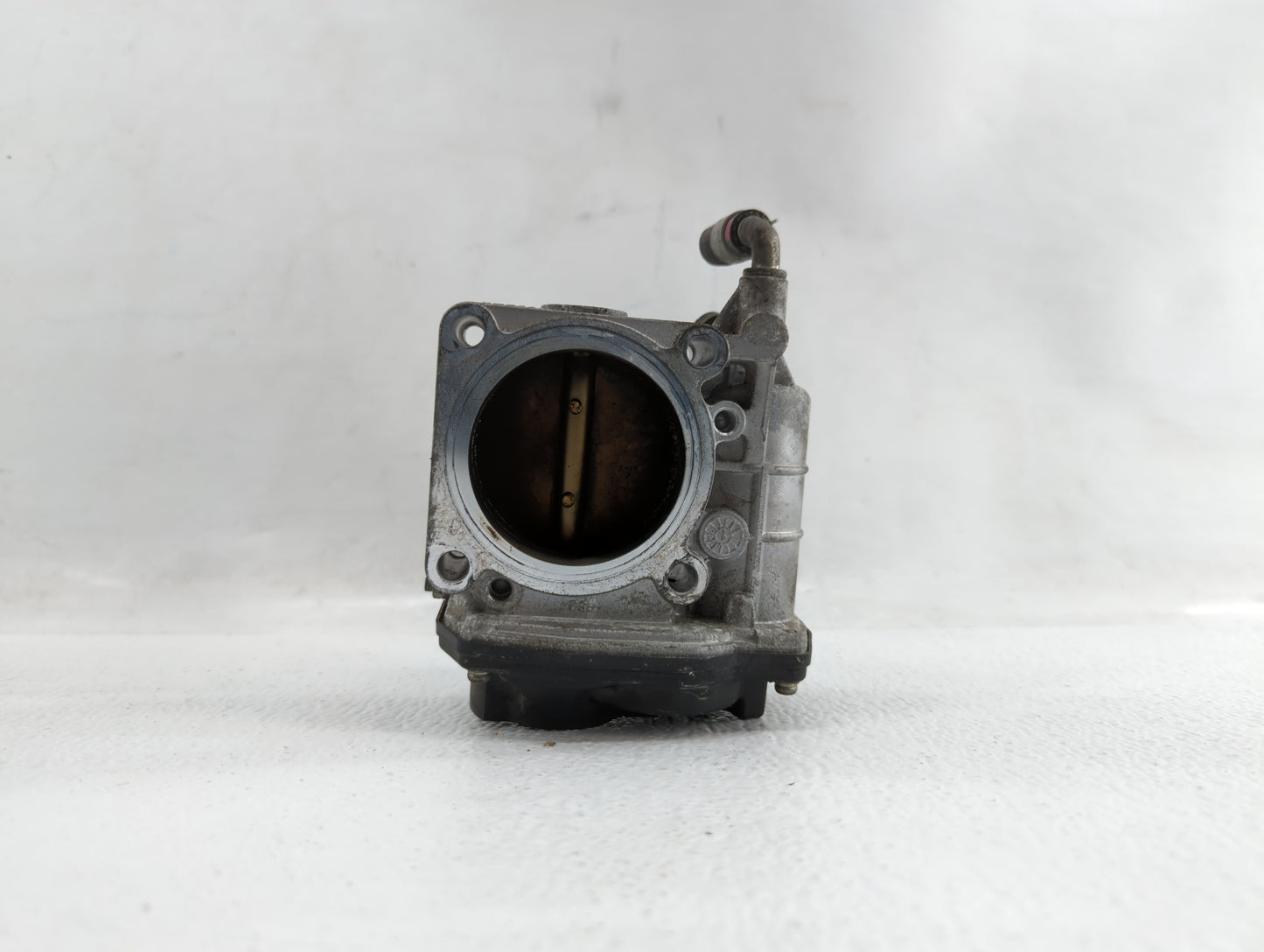 2012-2013 Ford Focus Throttle Body P/N:CM5E-9F991-AD CM5E-9F991-AC Fits Fits 2012 2013 2014 2015 2016 2017 OEM Used Auto Par