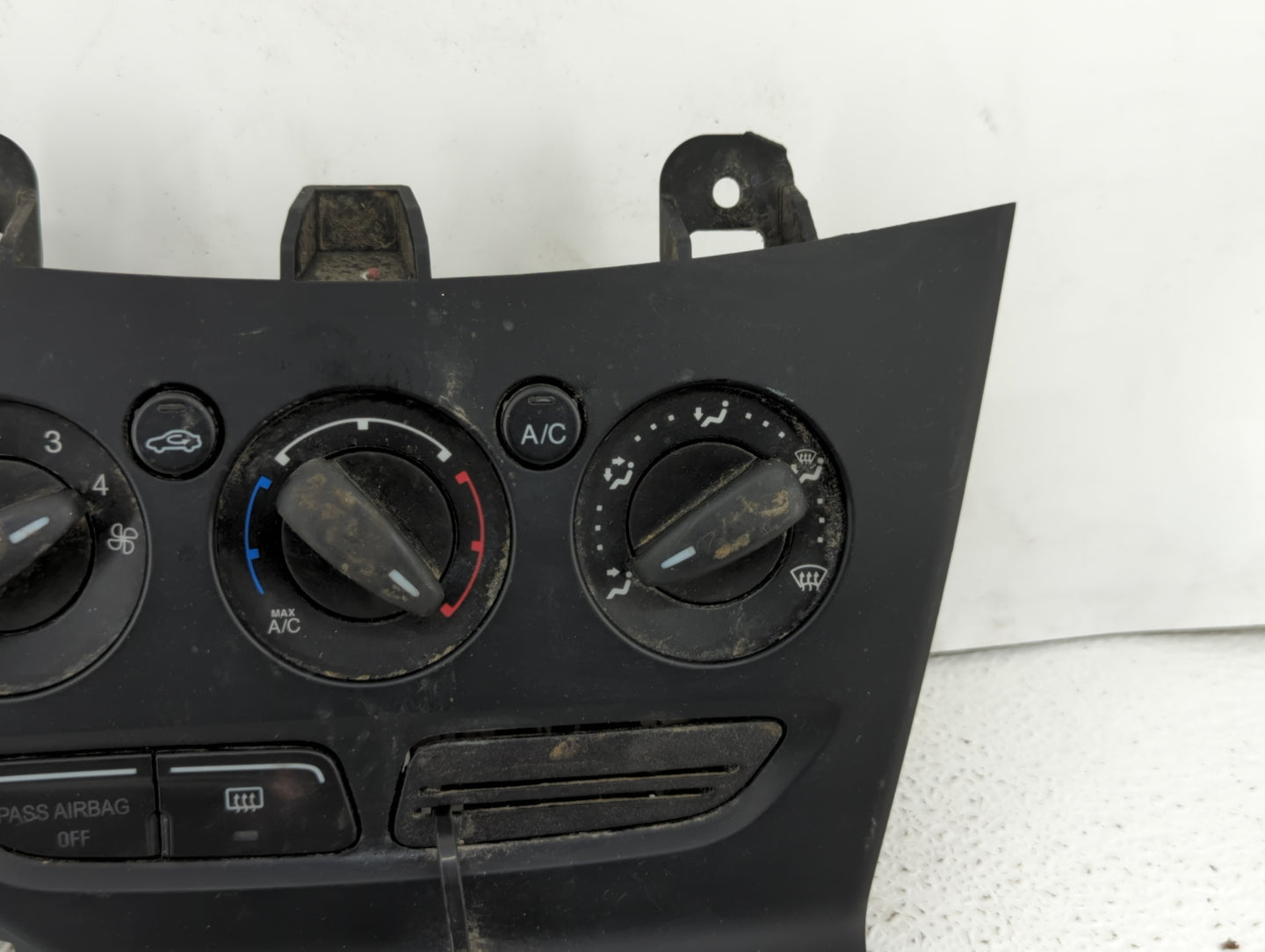 2012 Ford Focus Climate Control Module Temperature AC/Heater Replacement P/N:CM5T-11102211 CM5T-19980-AC, CM5T-19980-AE Fits