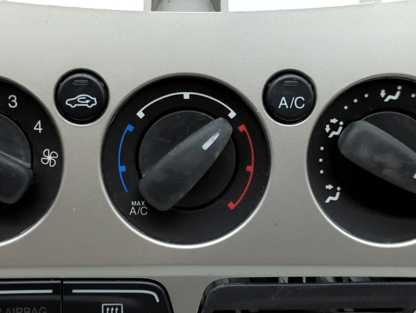 2012 Ford Focus Climate Control Module Temperature AC/Heater Replacement P/N:CM5T-11102211 CM5T-19980-AC, CM5T-19980-AE Fits