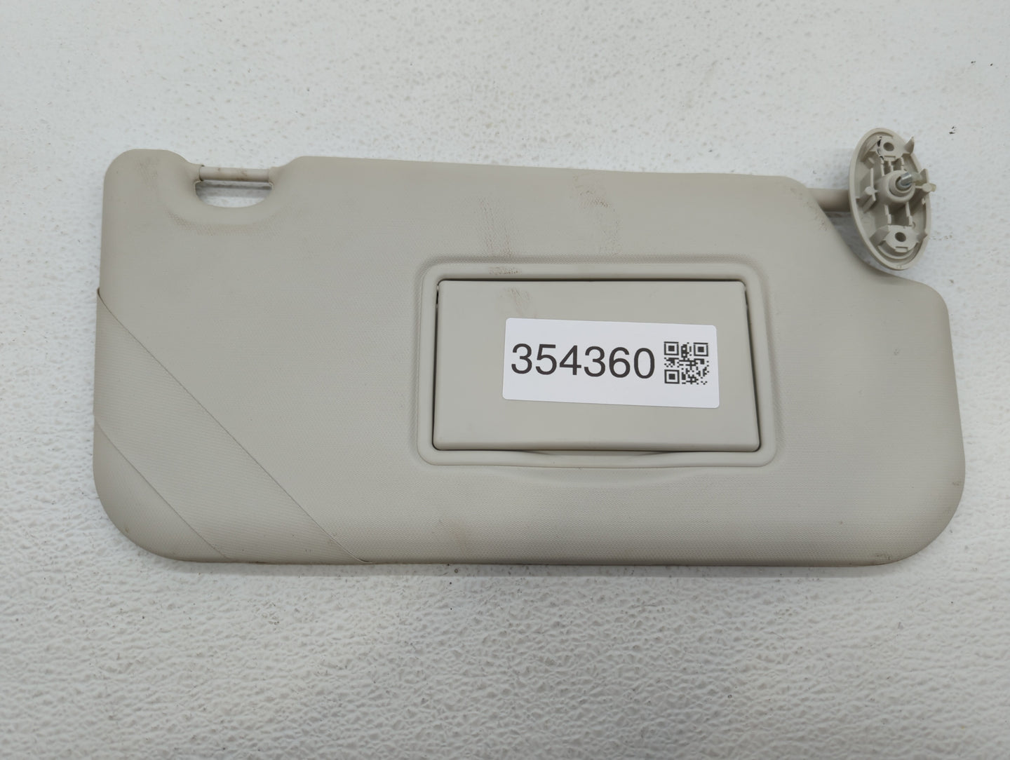 2012-2013 Ford Focus Sun Visor Shade Replacement Passenger Right Mirror Fits Fits 2012 2013 OEM Used Auto Parts - Oemusedaut