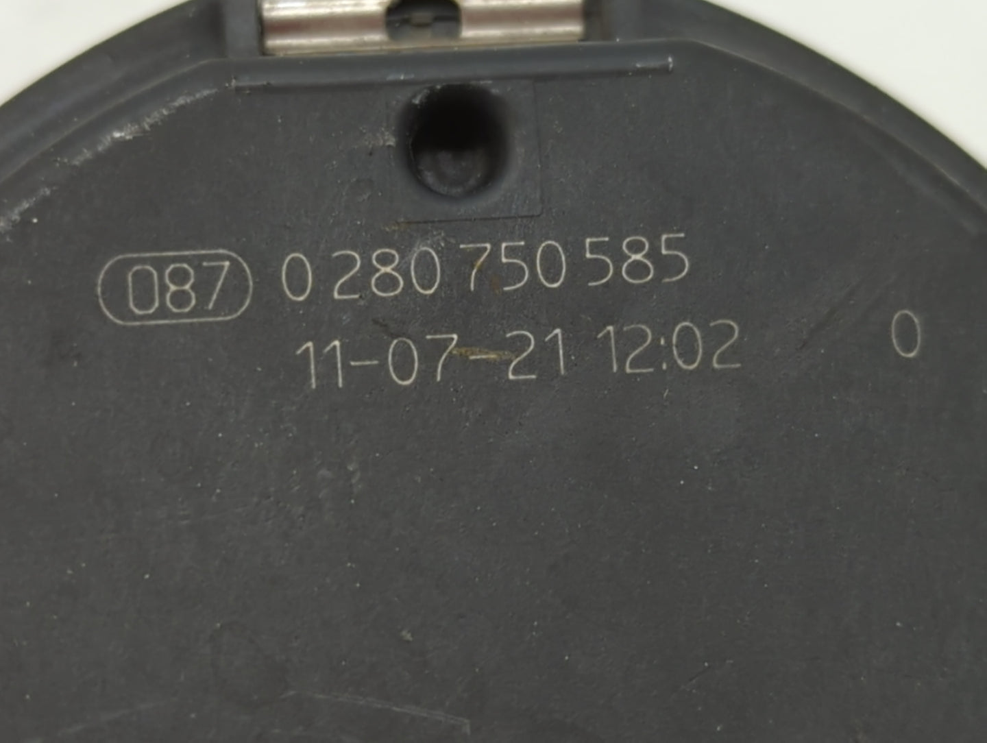 2012-2013 Ford Focus Throttle Body P/N:DS7E-9F991-BB CM5E-9F991-AD, CM5E-9F991-AC Fits Fits 2012 2013 2014 2015 2016 2017 OE