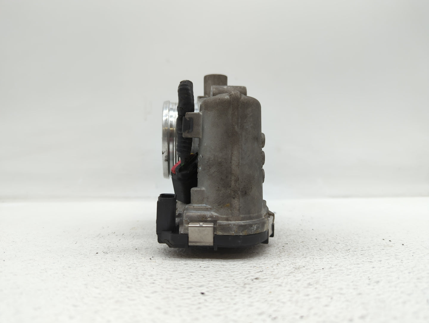 2012-2013 Ford Focus Throttle Body P/N:DS7E-9F991-BB CM5E-9F991-AD, CM5E-9F991-AC Fits Fits 2012 2013 2014 2015 2016 2017 OE