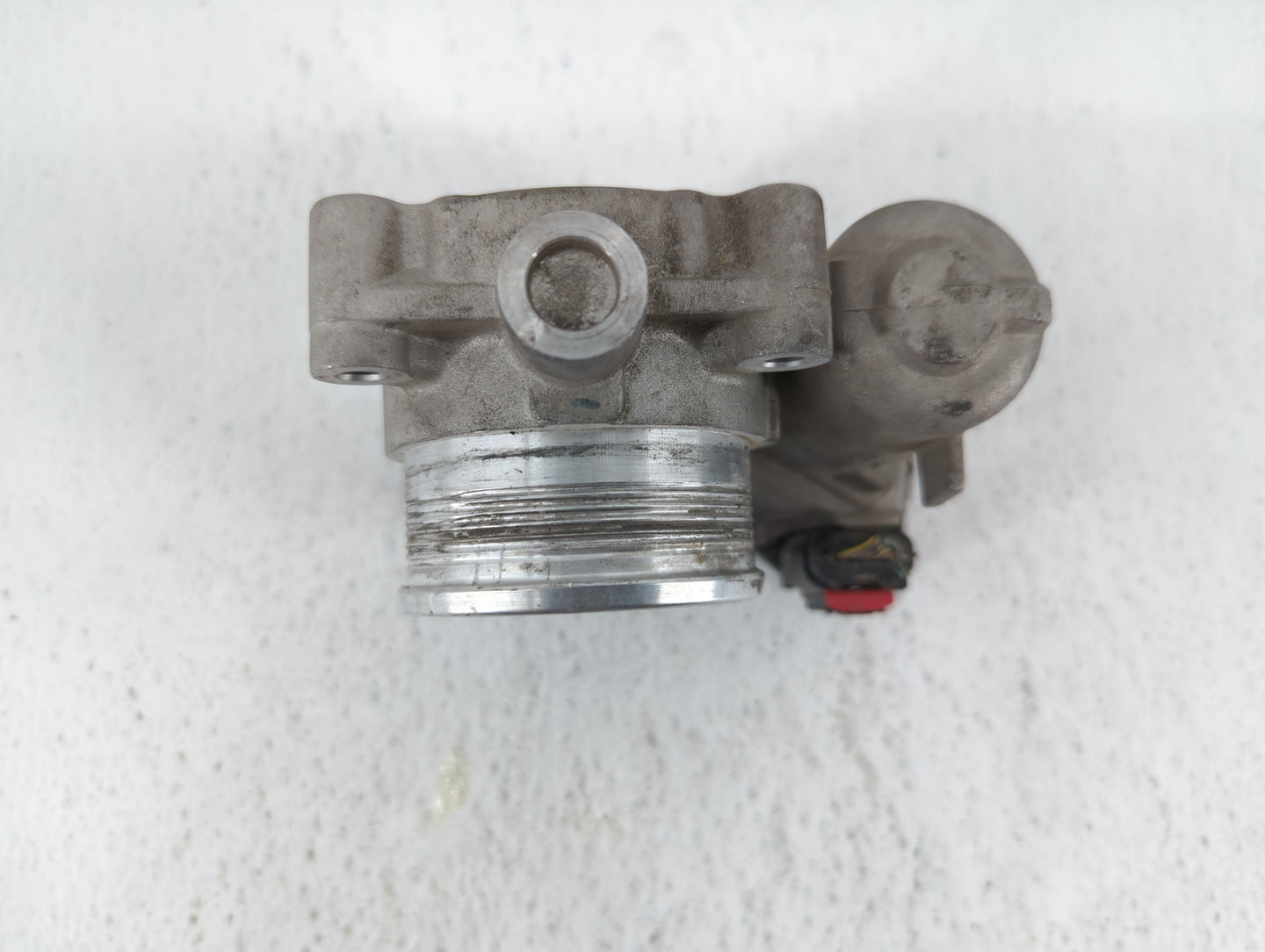 2012-2013 Ford Focus Throttle Body P/N:0280750566 DS7E-9F991-BB, CM5E-9F991-AD Fits Fits 2012 2013 2014 2015 2016 2017 OEM U