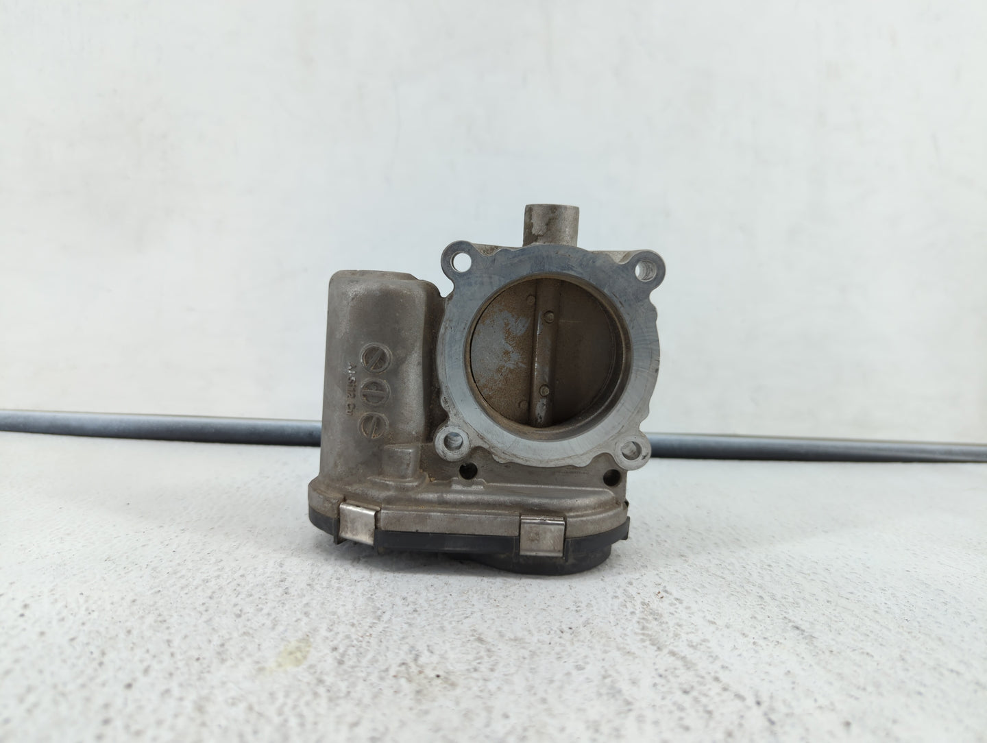 2012-2013 Ford Focus Throttle Body P/N:0280750566 DS7E-9F991-BB, CM5E-9F991-AD Fits Fits 2012 2013 2014 2015 2016 2017 OEM U