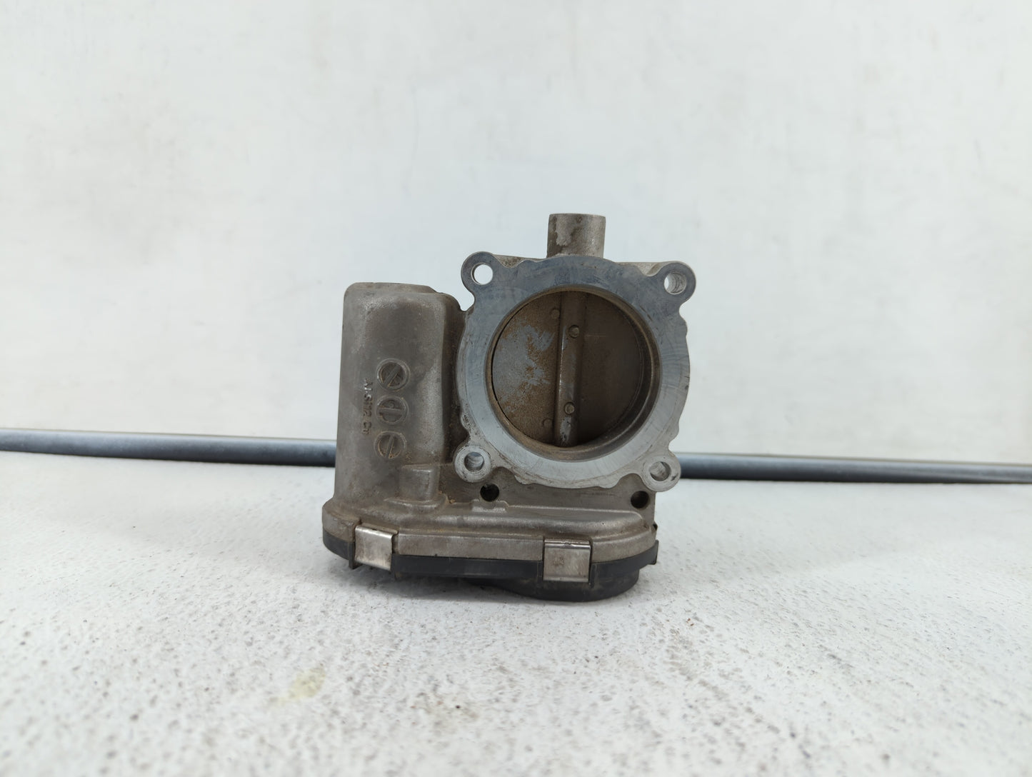 2012-2013 Ford Focus Throttle Body P/N:0280750566 DS7E-9F991-BB, CM5E-9F991-AD Fits Fits 2012 2013 2014 2015 2016 2017 OEM U