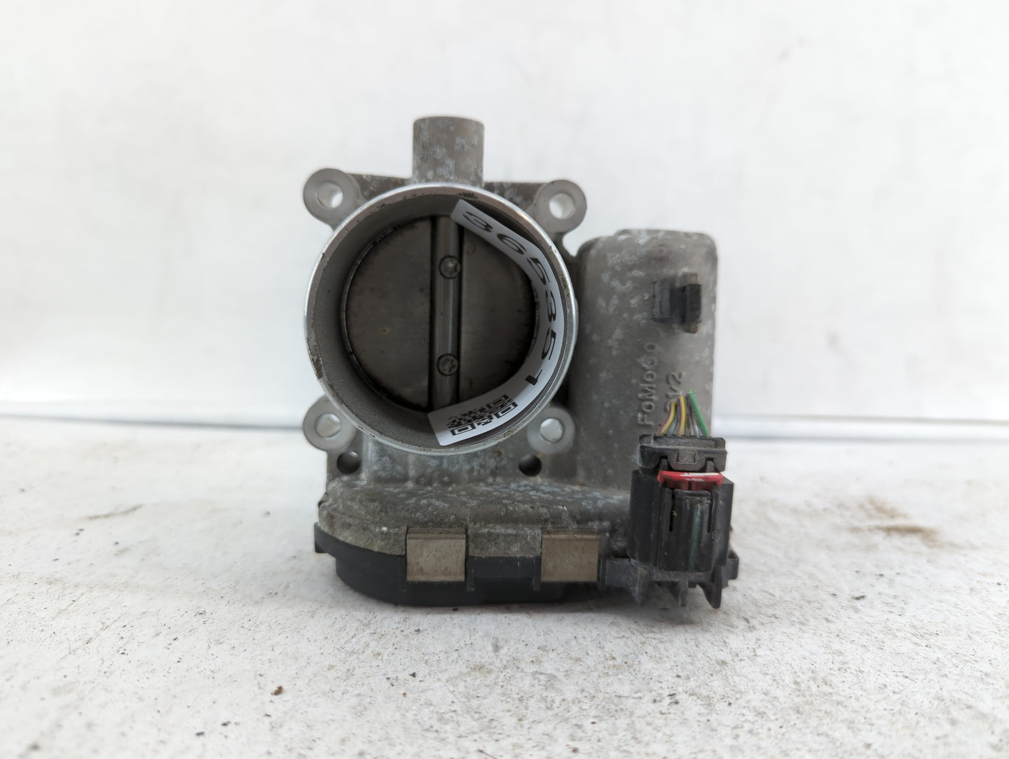 2012-2013 Ford Focus Throttle Body P/N:0280750585 0280750566, DS7E-9F991-BB, CM5E-9F991-AD Fits Fits 2012 2013 2014 2015 201