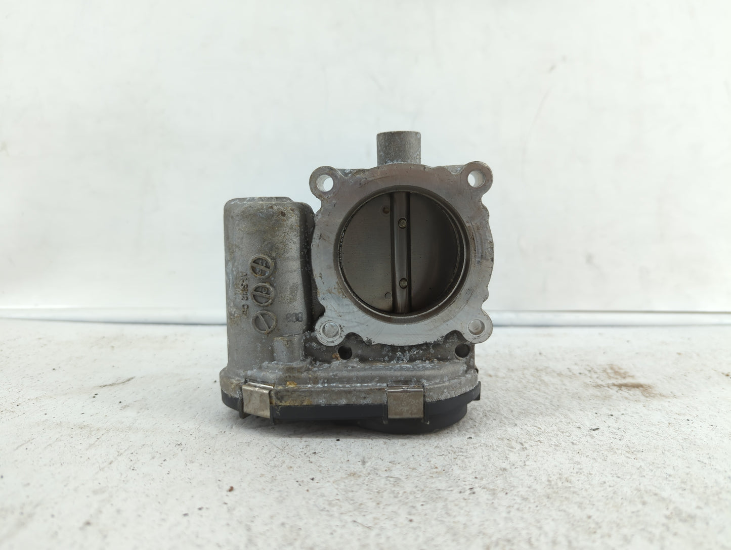 2012-2013 Ford Focus Throttle Body P/N:0280750585 0280750566, DS7E-9F991-BB, CM5E-9F991-AD Fits Fits 2012 2013 2014 2015 201