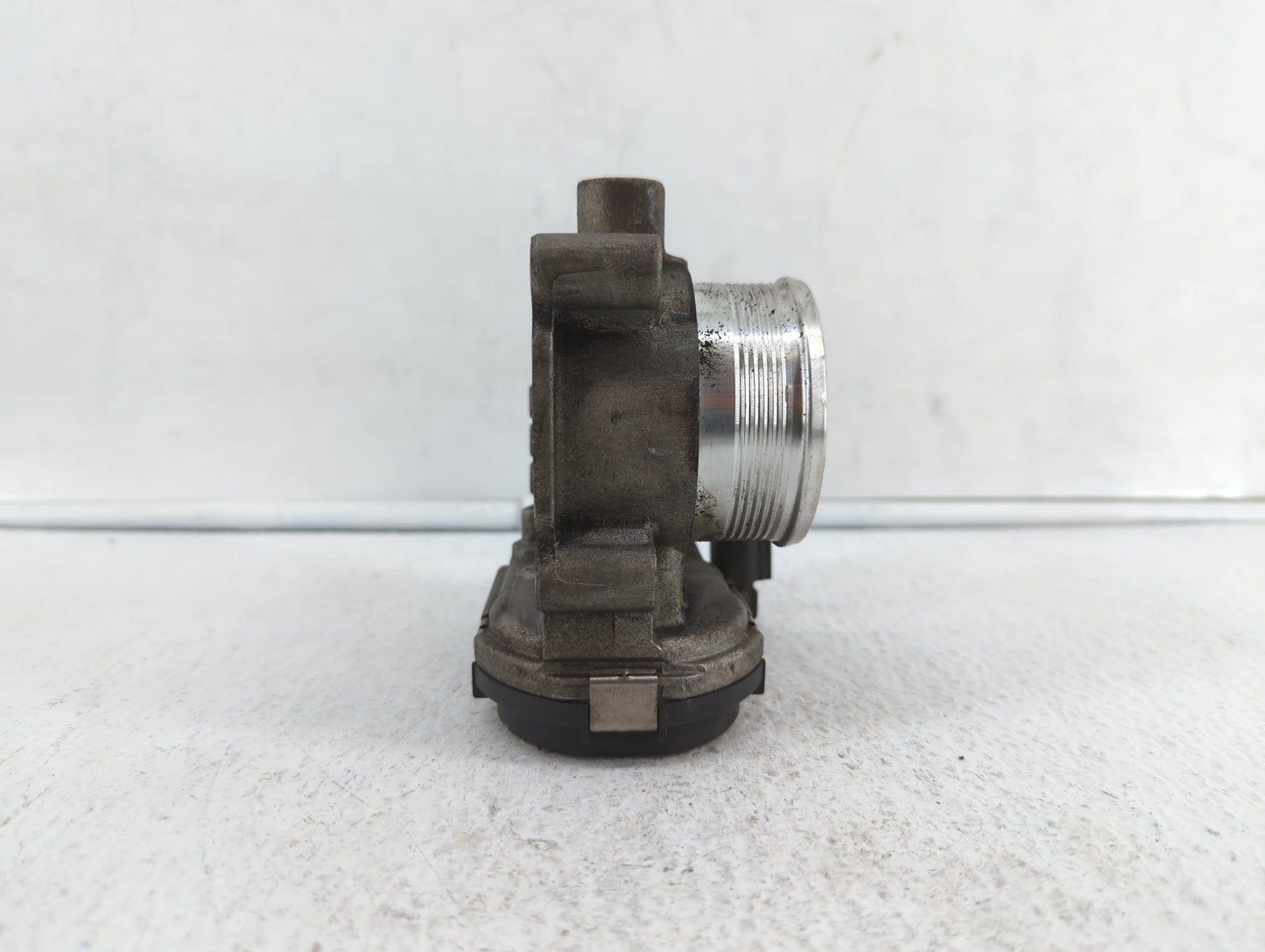 2012-2013 Ford Focus Throttle Body P/N:0280750585 0280750566, DS7E-9F991-BB, CM5E-9F991-AD Fits Fits 2012 2013 2014 2015 201
