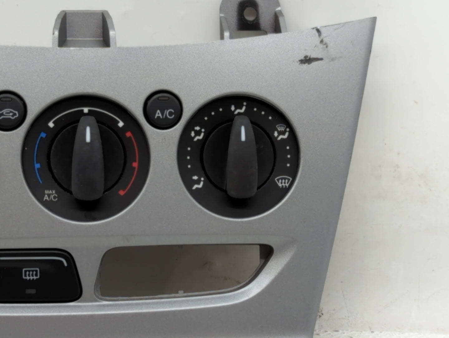 2012 Ford Focus Climate Control Module Temperature AC/Heater Replacement P/N:BM5T-18C612-AH CM5T-11102211, CM5T-19980-AC Fit