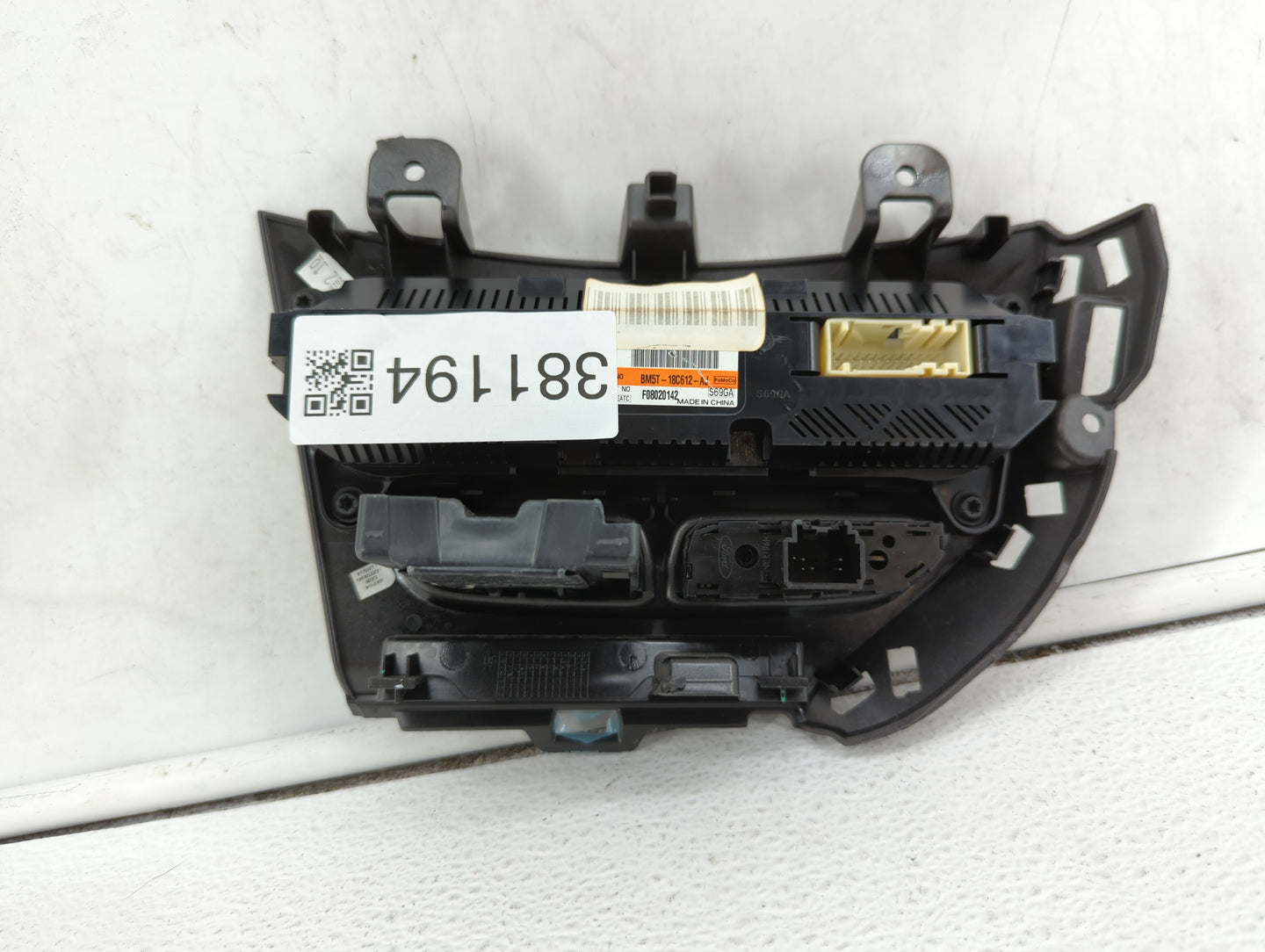 2012 Ford Focus Climate Control Module Temperature AC/Heater Replacement P/N:BM5T-18C612-AJ BM5T-18C612-AH, CM5T-11102211 Fi