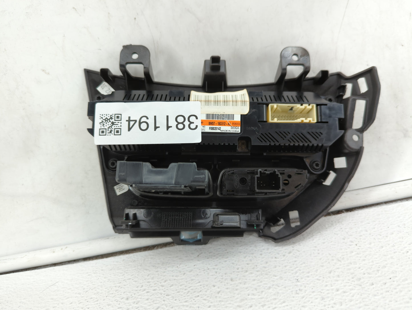 2012 Ford Focus Climate Control Module Temperature AC/Heater Replacement P/N:BM5T-18C612-AJ BM5T-18C612-AH, CM5T-11102211 Fi