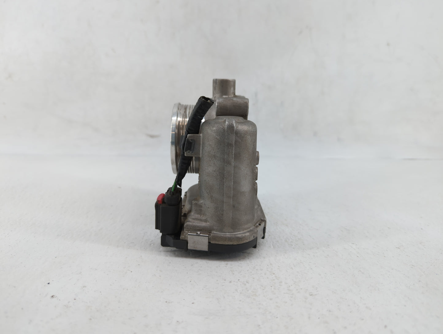2012-2013 Ford Focus Throttle Body P/N:0280750585 0280750566, DS7E-9F991-BB, CM5E-9F991-AD Fits Fits 2012 2013 2014 2015 201