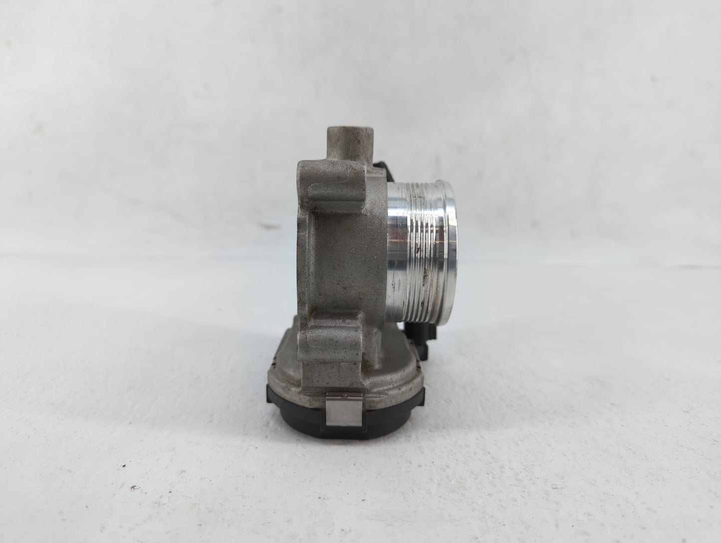 2012-2013 Ford Focus Throttle Body P/N:0280750585 0280750566, DS7E-9F991-BB, CM5E-9F991-AD Fits Fits 2012 2013 2014 2015 201
