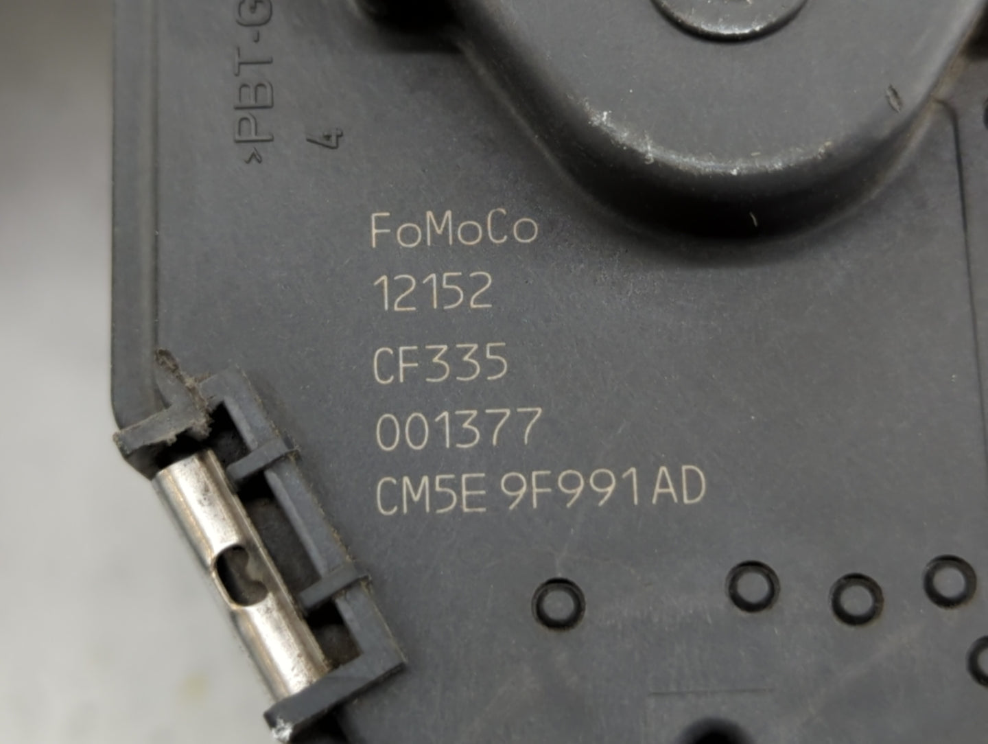 2012-2013 Ford Focus Throttle Body P/N:0280750585 0280750566, DS7E-9F991-BB, CM5E-9F991-AD Fits Fits 2012 2013 2014 2015 201