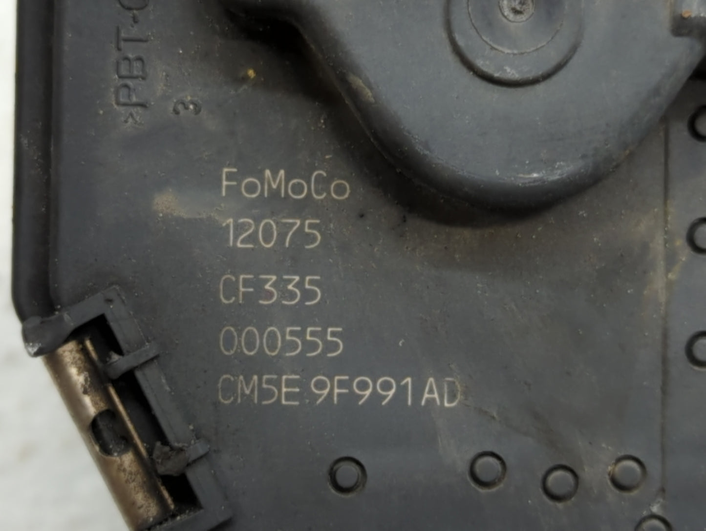 2012-2013 Ford Focus Throttle Body P/N:0280750585 0280750566, DS7E-9F991-BB, CM5E-9F991-AD Fits Fits 2012 2013 2014 2015 201