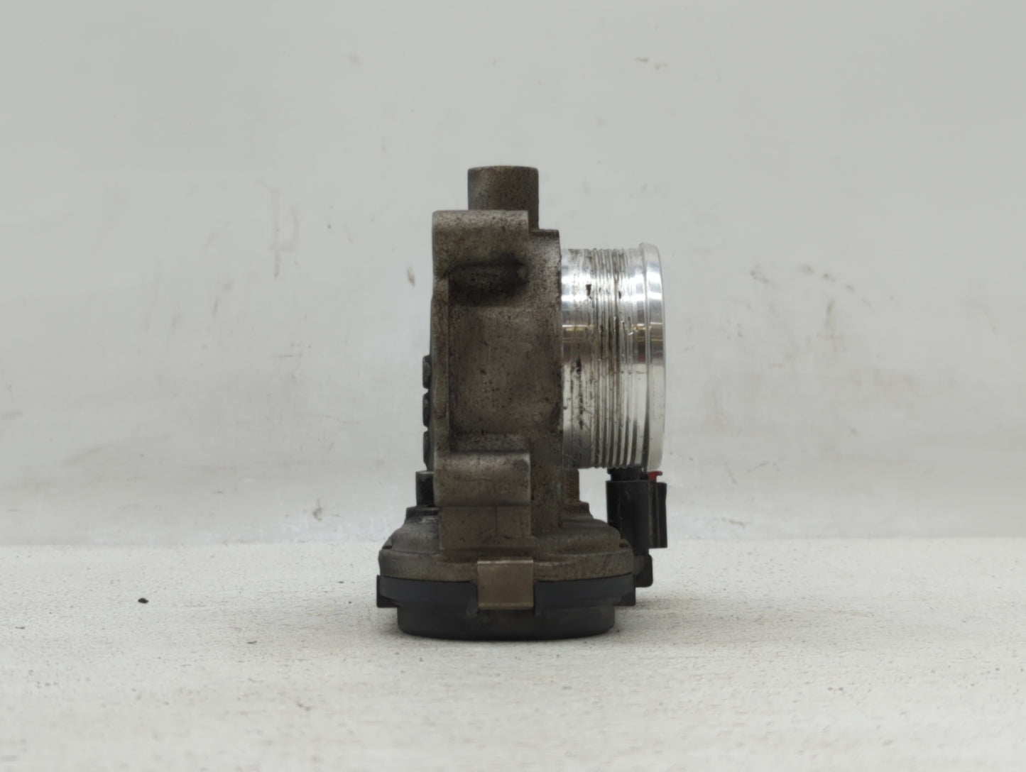2012-2013 Ford Focus Throttle Body P/N:0280750585 0280750566, DS7E-9F991-BB, CM5E-9F991-AD Fits Fits 2012 2013 2014 2015 201